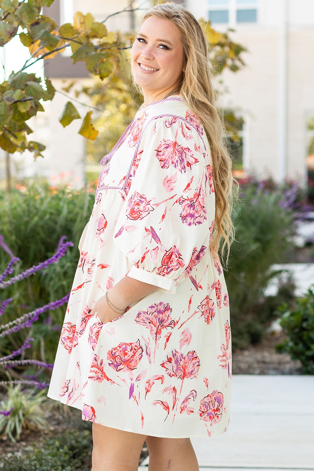 White Floral Print Lace Up V Neck Balloon Sleeve Plus Size Shift Mini Dress