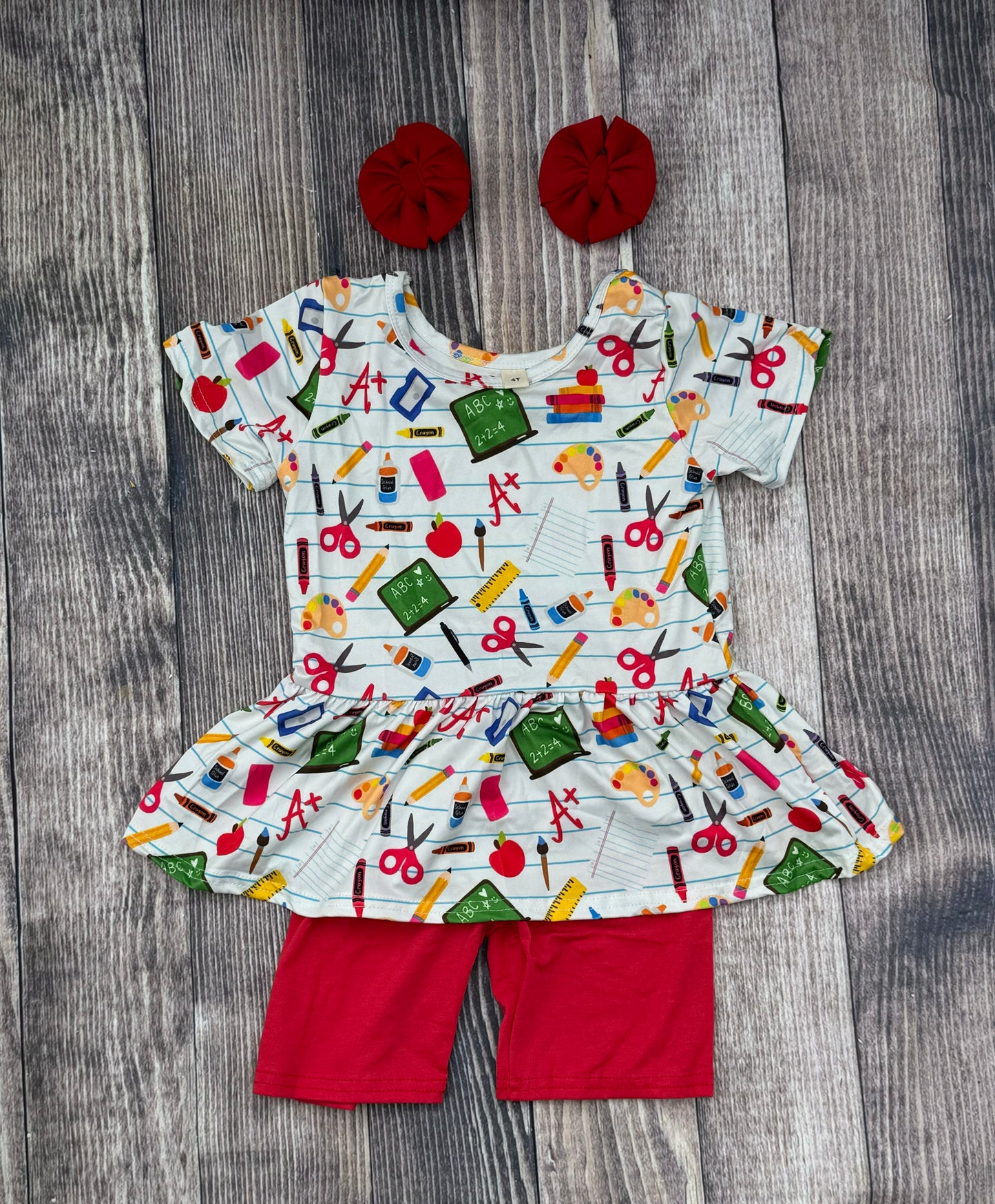 Peplum School Supplies Set