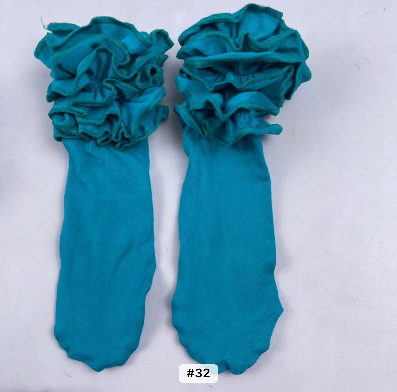 Solid Color Ruffle Socks
