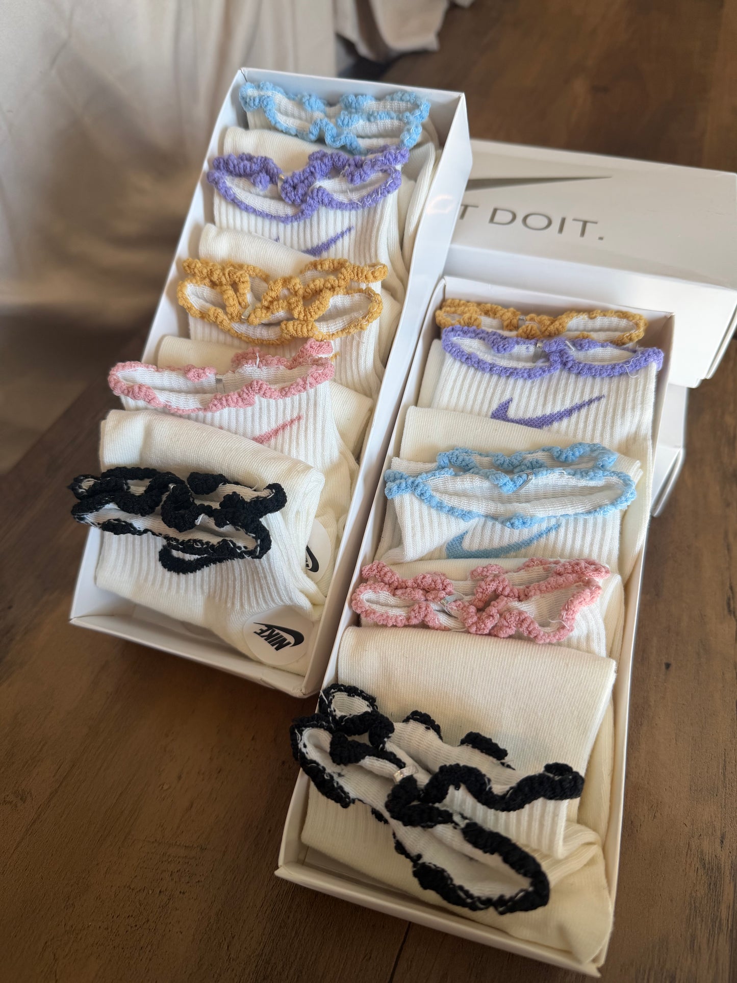 Womens Check Frilly Socks (5 pairs)