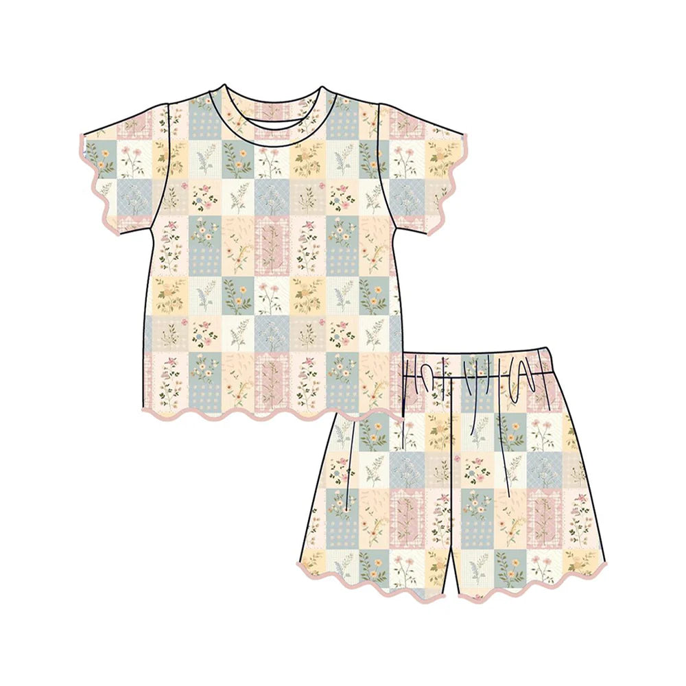 Quilt Work Scalloped Set